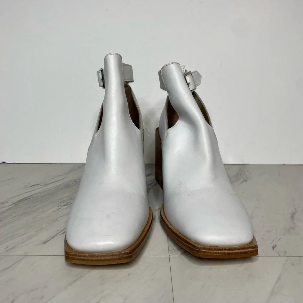 Free People Brady Square Toe White Leather Buckle Shootie Bootie 40